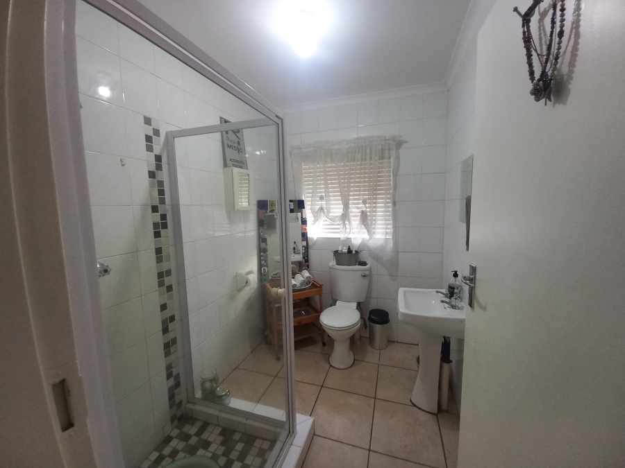 3 Bedroom Property for Sale in Safari Gardens North West